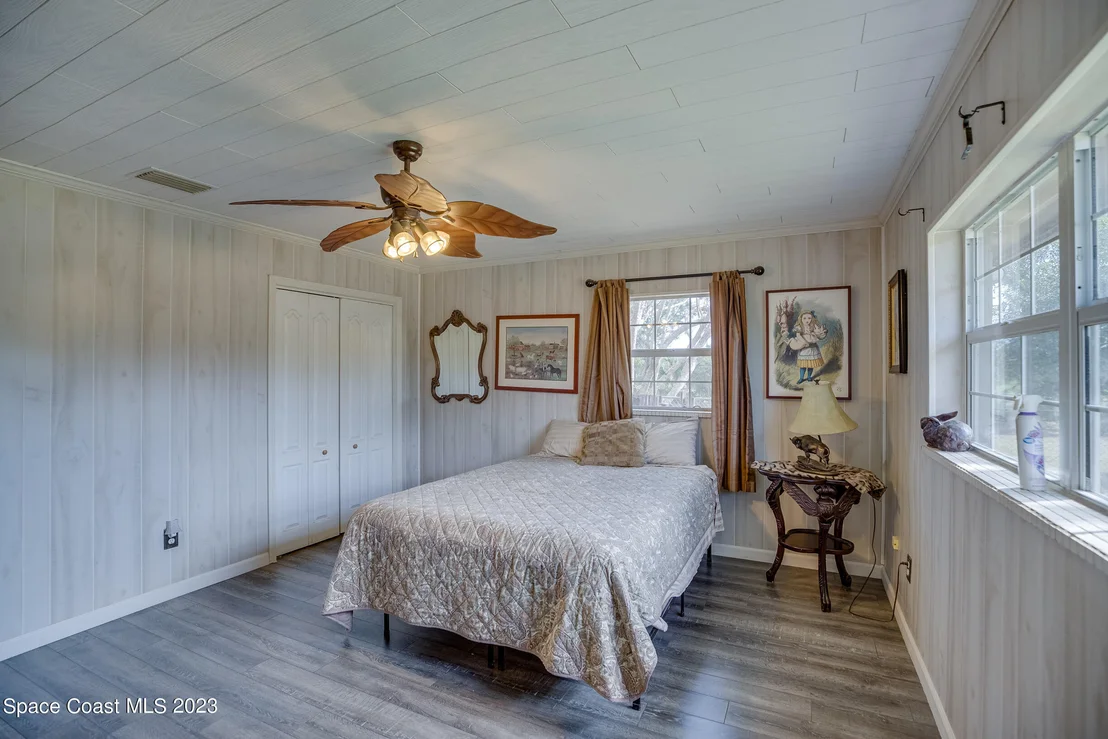 Photo of 385 Hall Road