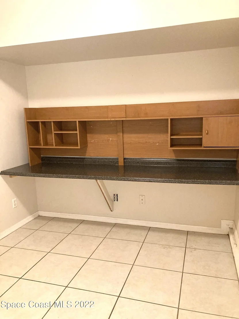 Photo of 874 Brookview Lane