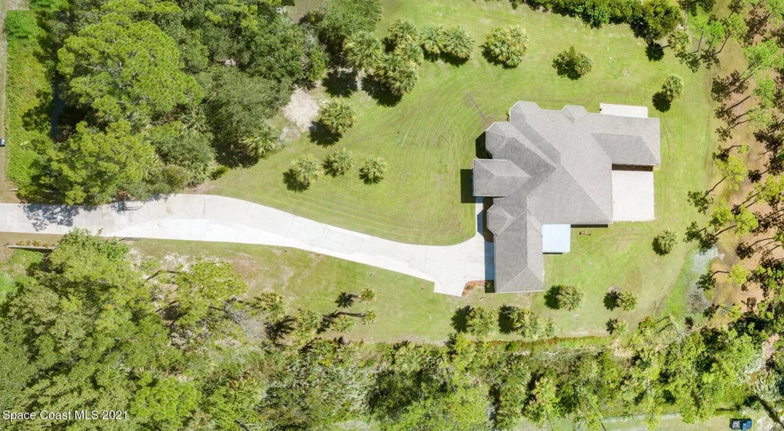 Photo of 925 Valkaria Road