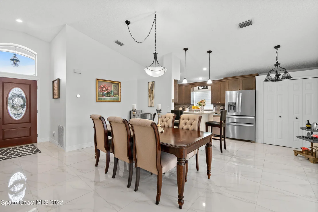 Photo of 8053 Bracken Lane