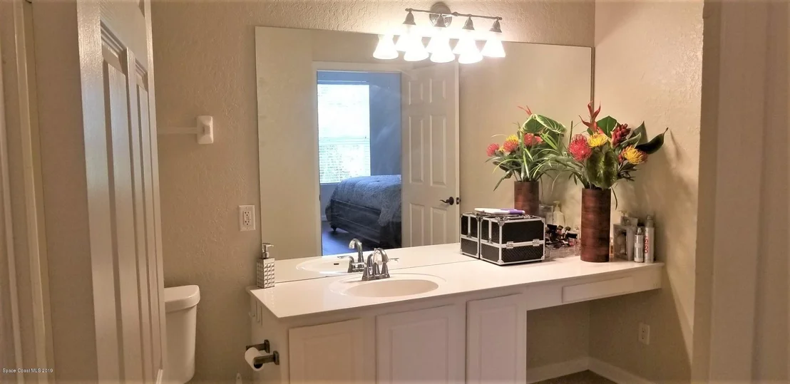 Photo of Unit 310 at 3848 Lexmark Lane