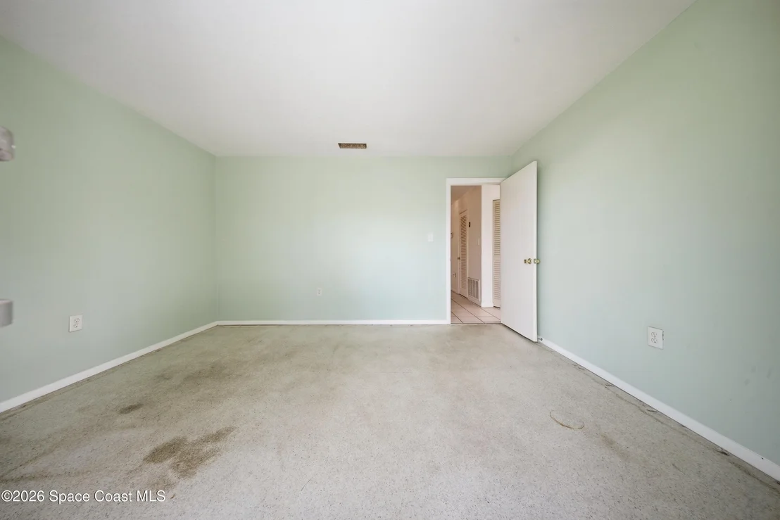 Photo of 1139 Groves Drive