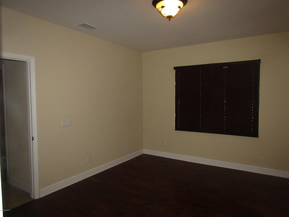 Photo of 1320 Talon Way