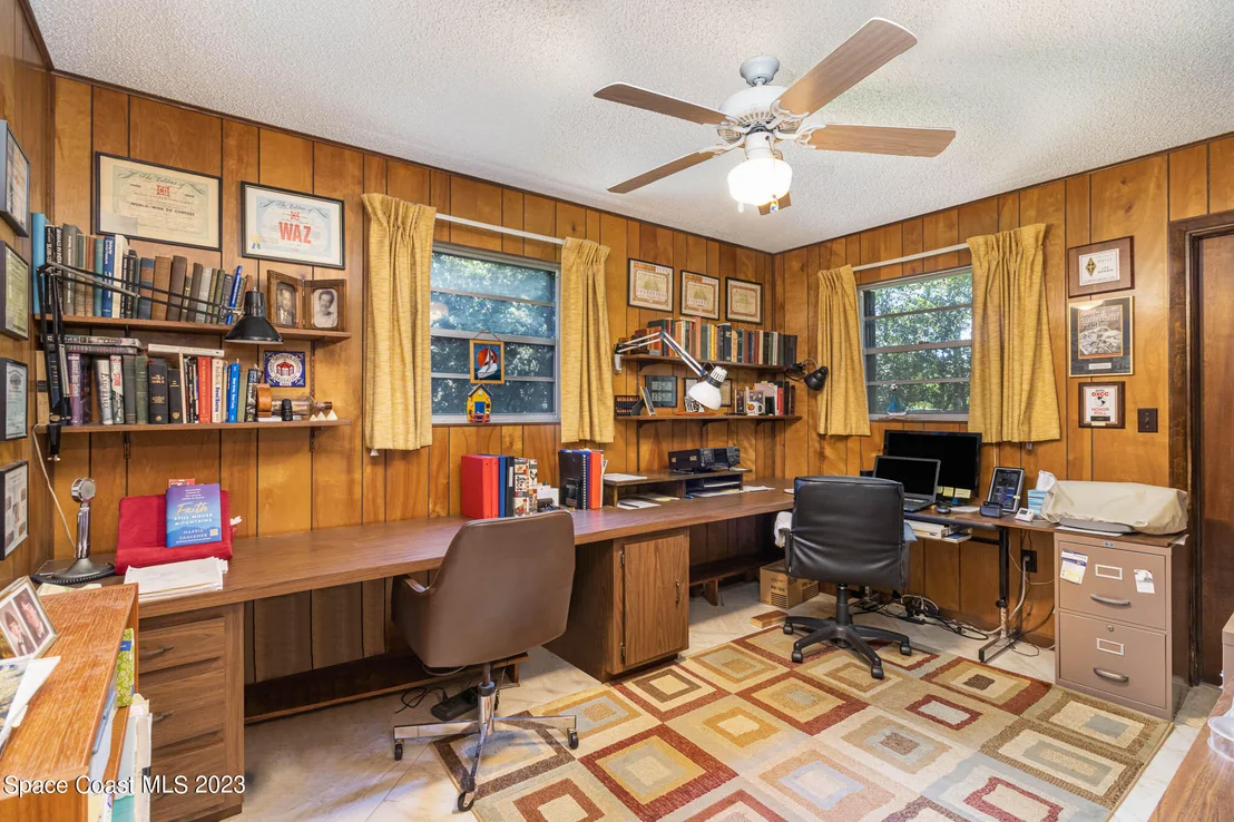 Photo of 639 Dundee Circle