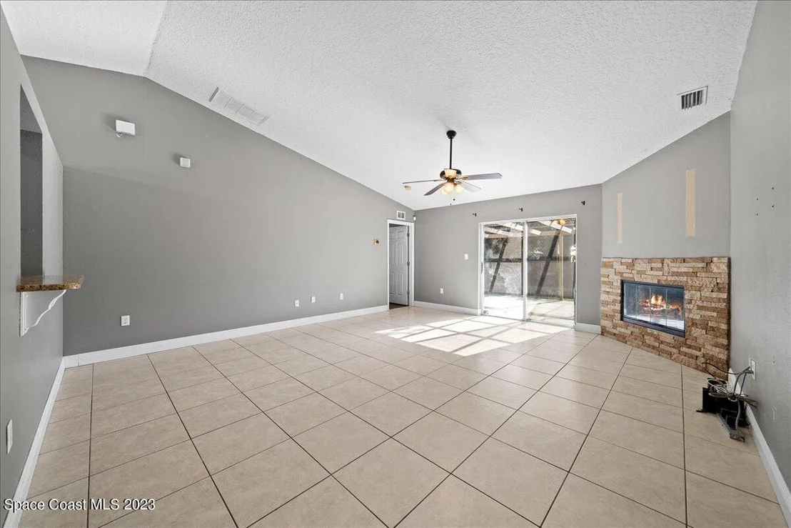 Photo of 6949 Boston Road