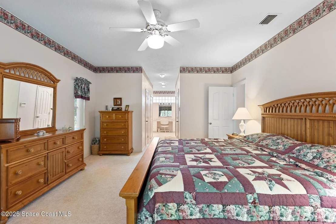 Photo of 1805 Laurel Oak Drive N