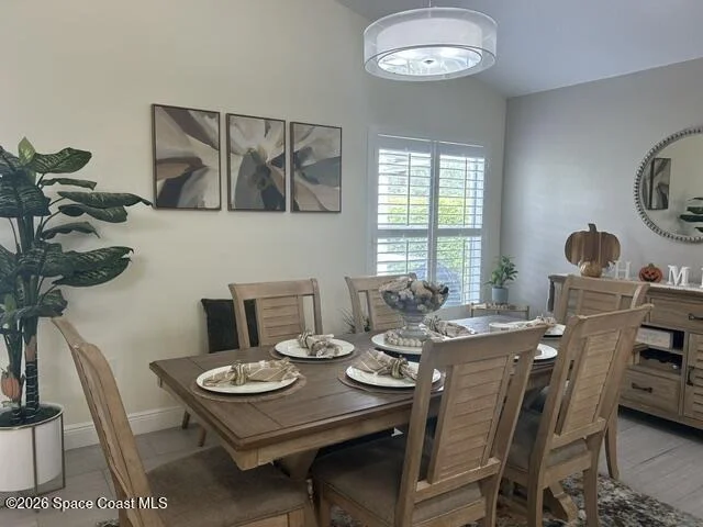 Photo of 2572 Addington Circle