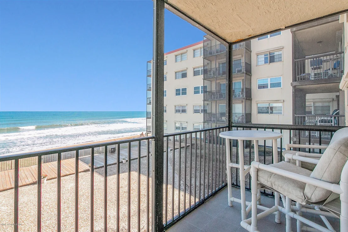 Photo of Unit 310 at 205 Highway A1a