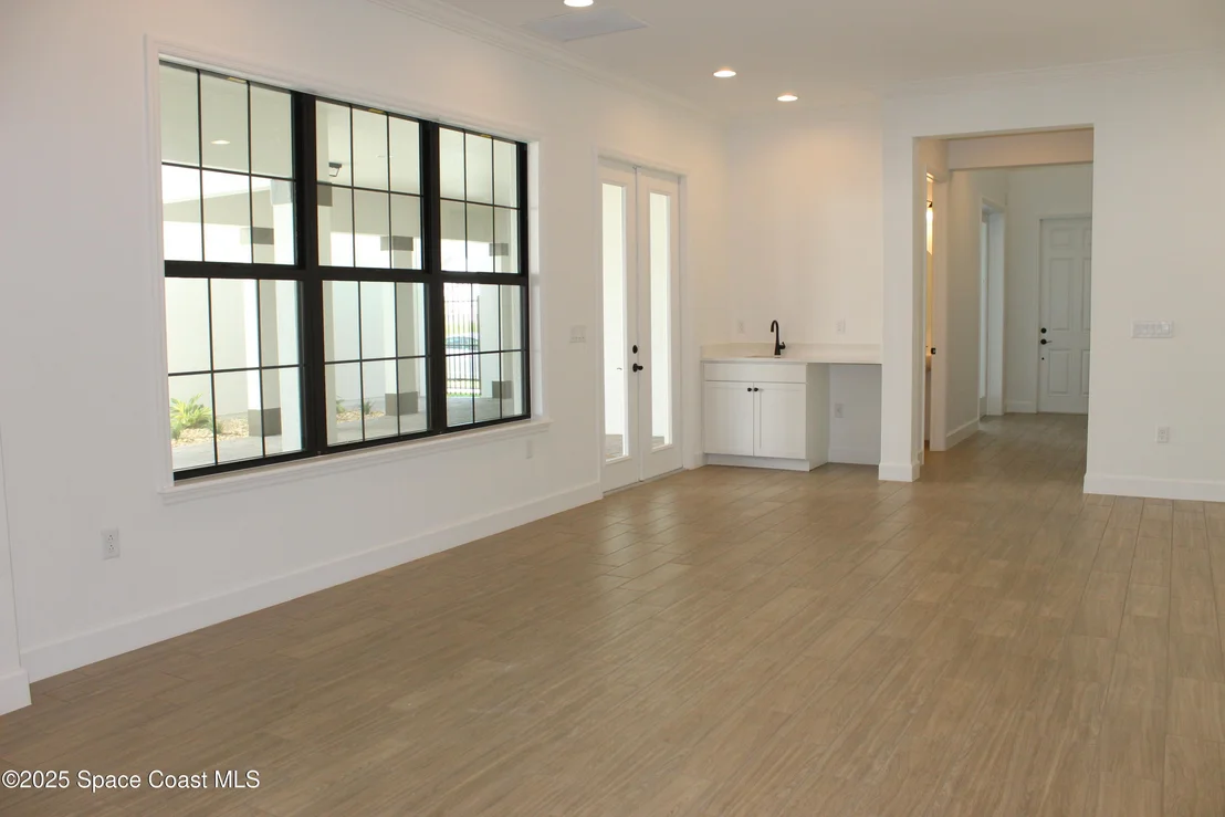 Photo of 2447 Spur Drive