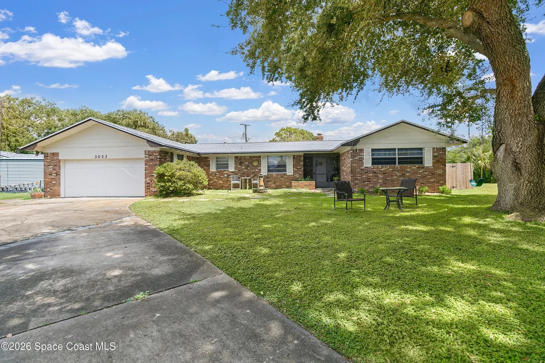 Photo of 3033 Devon Court