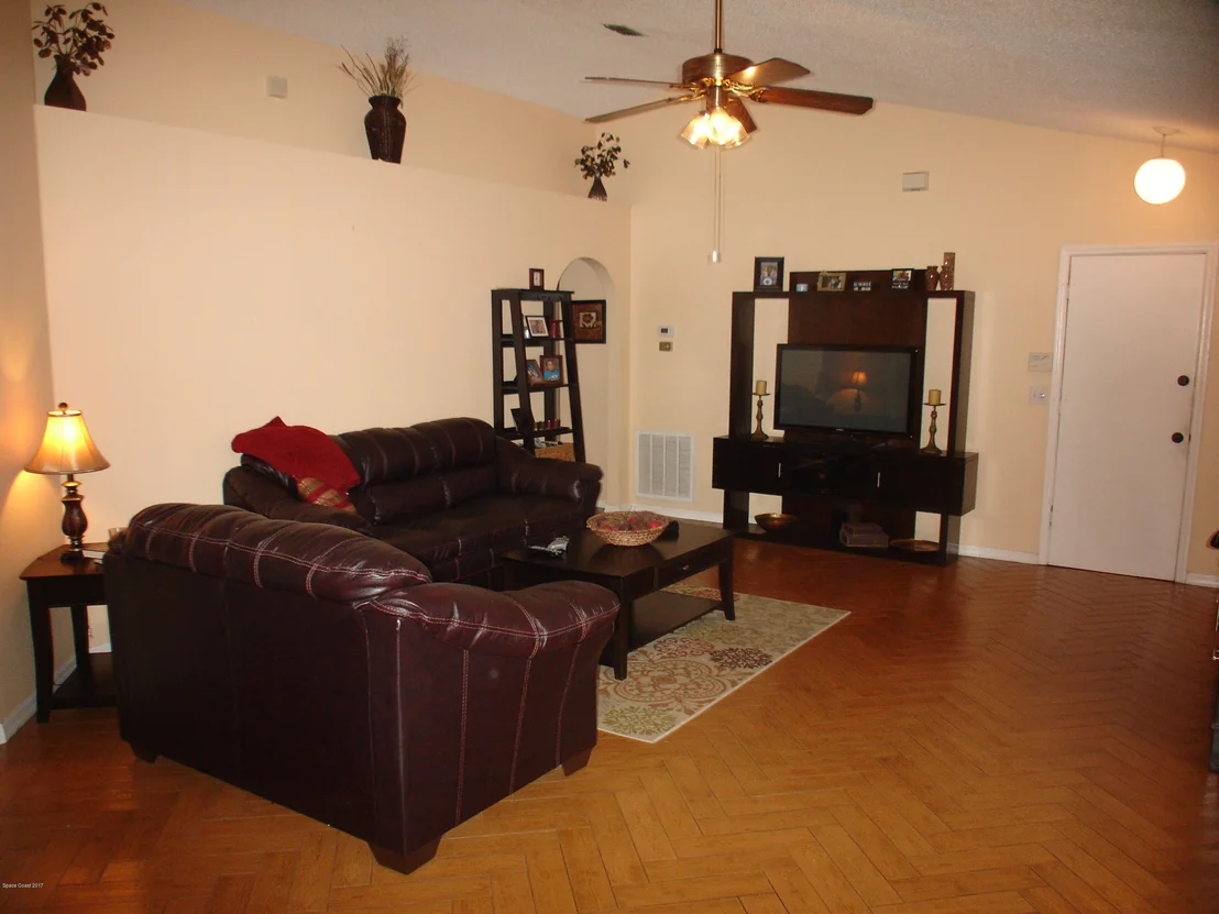 Photo of 2885 Maderia Circle