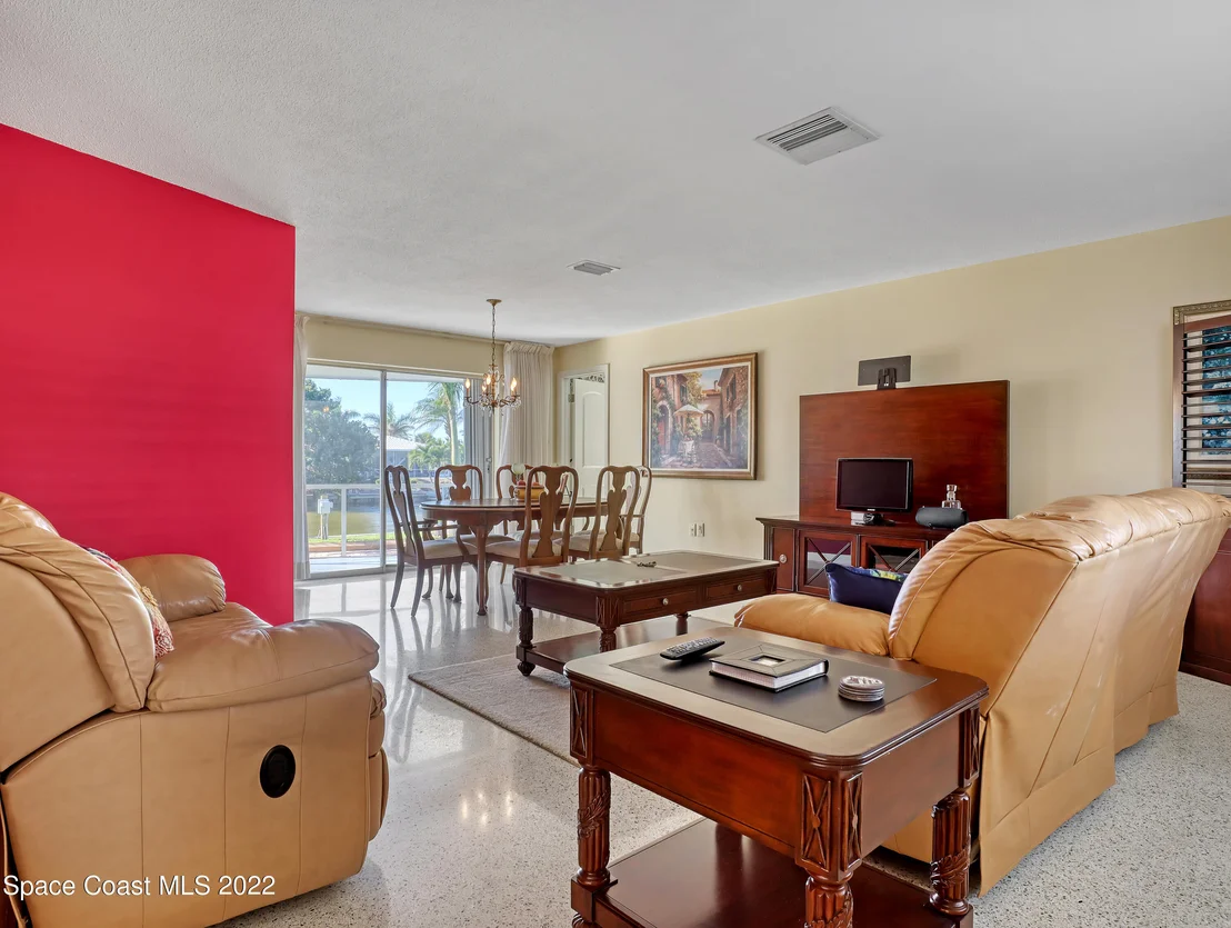 Photo of 367 Dorset Drive