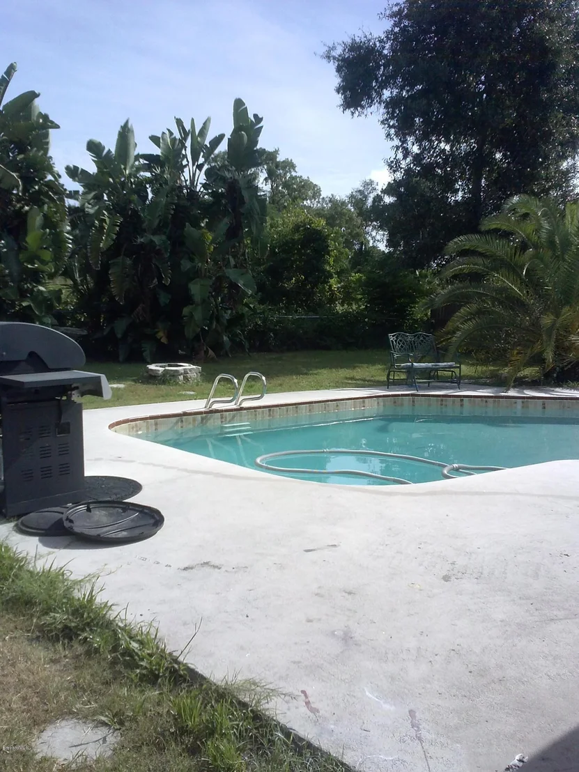 Photo of 1648 Dixie Way