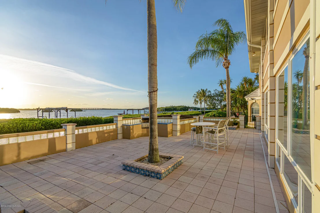 Photo of 454 Lanternback Island Drive