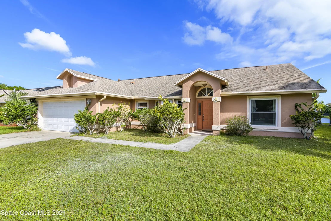 Photo of 2570 Red Maple Place