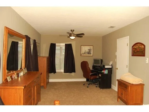 Photo of 146 Lee