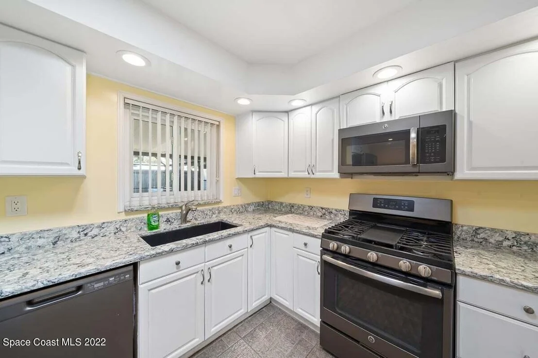 Photo of 3245 Argyle Road