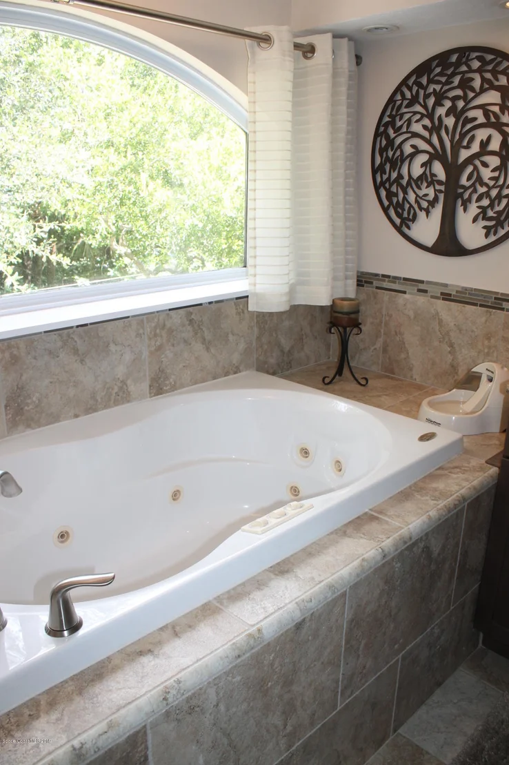 Photo of 3212 Buckingham Lane