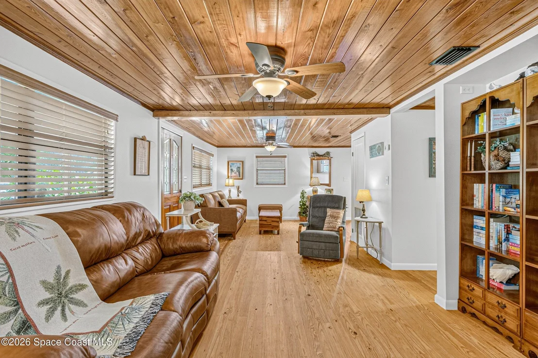 Photo of 2165 Feast Road