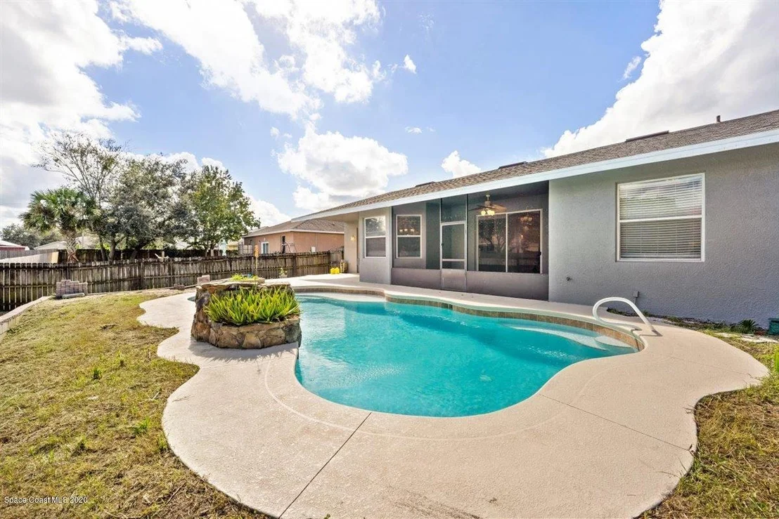 Photo of 6447 Bamboo Avenue