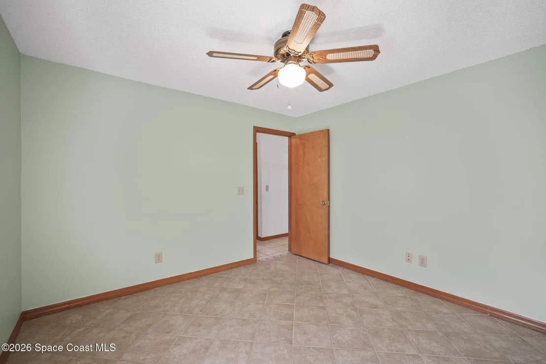Photo of 1246 Lakeview Drive