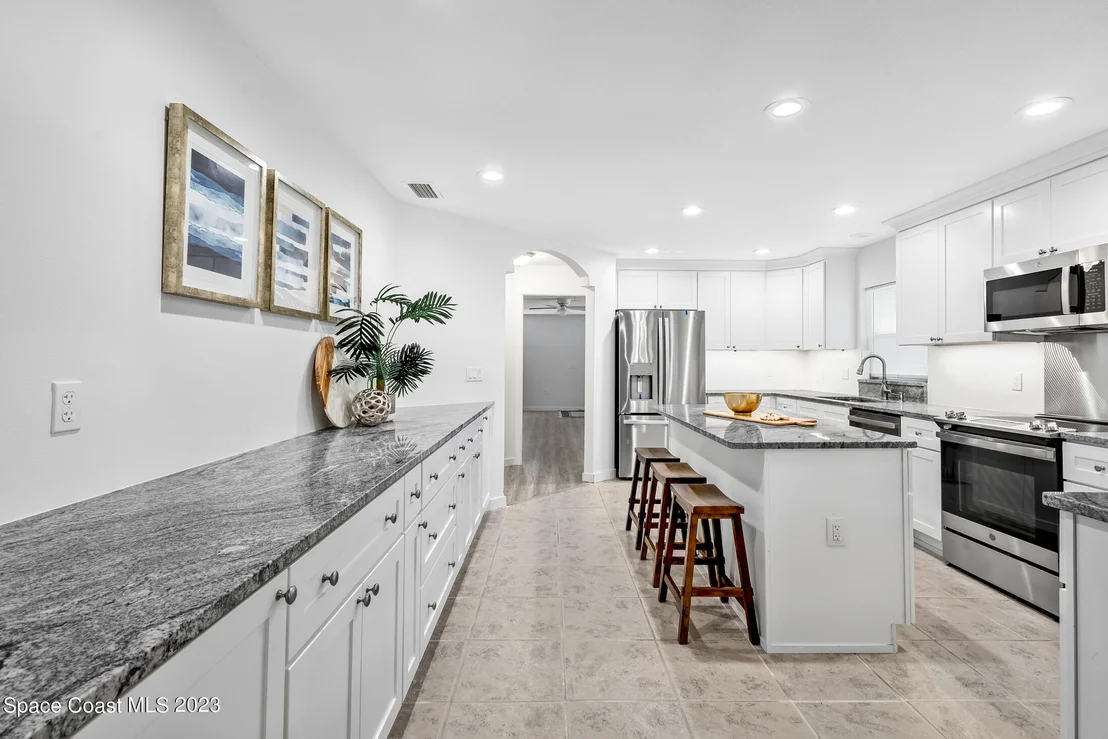 Photo of 472 Gray Road