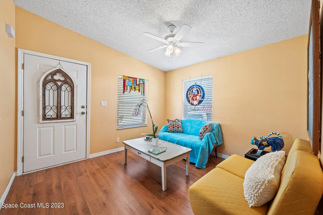 Photo of 1907 Mango Street NE