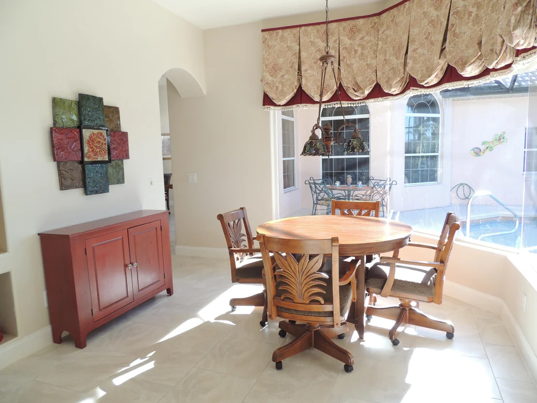 Photo of 704 Palmer Way