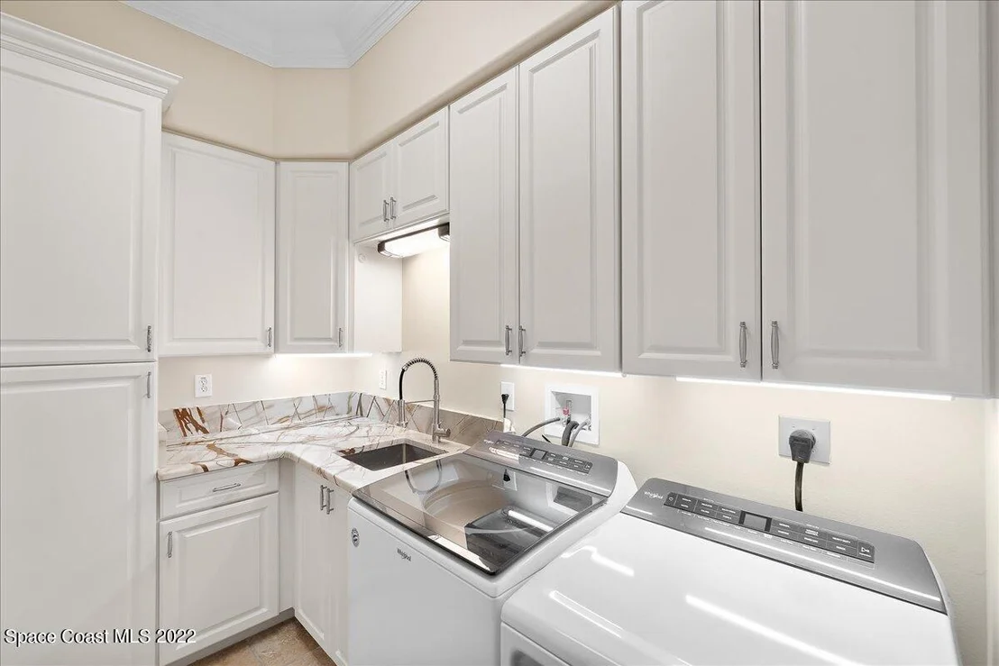 Photo of 671 Indian River Drive