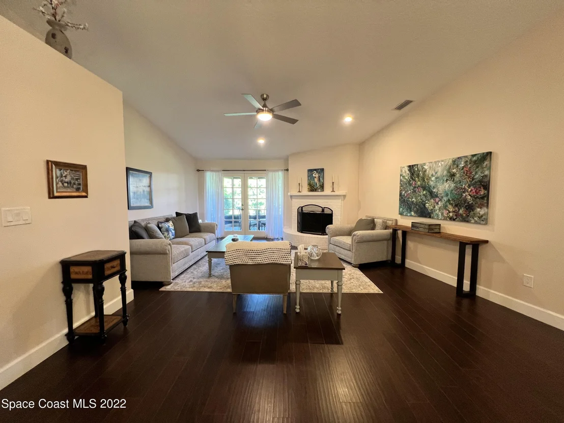 Photo of 2280 Hamlet Drive