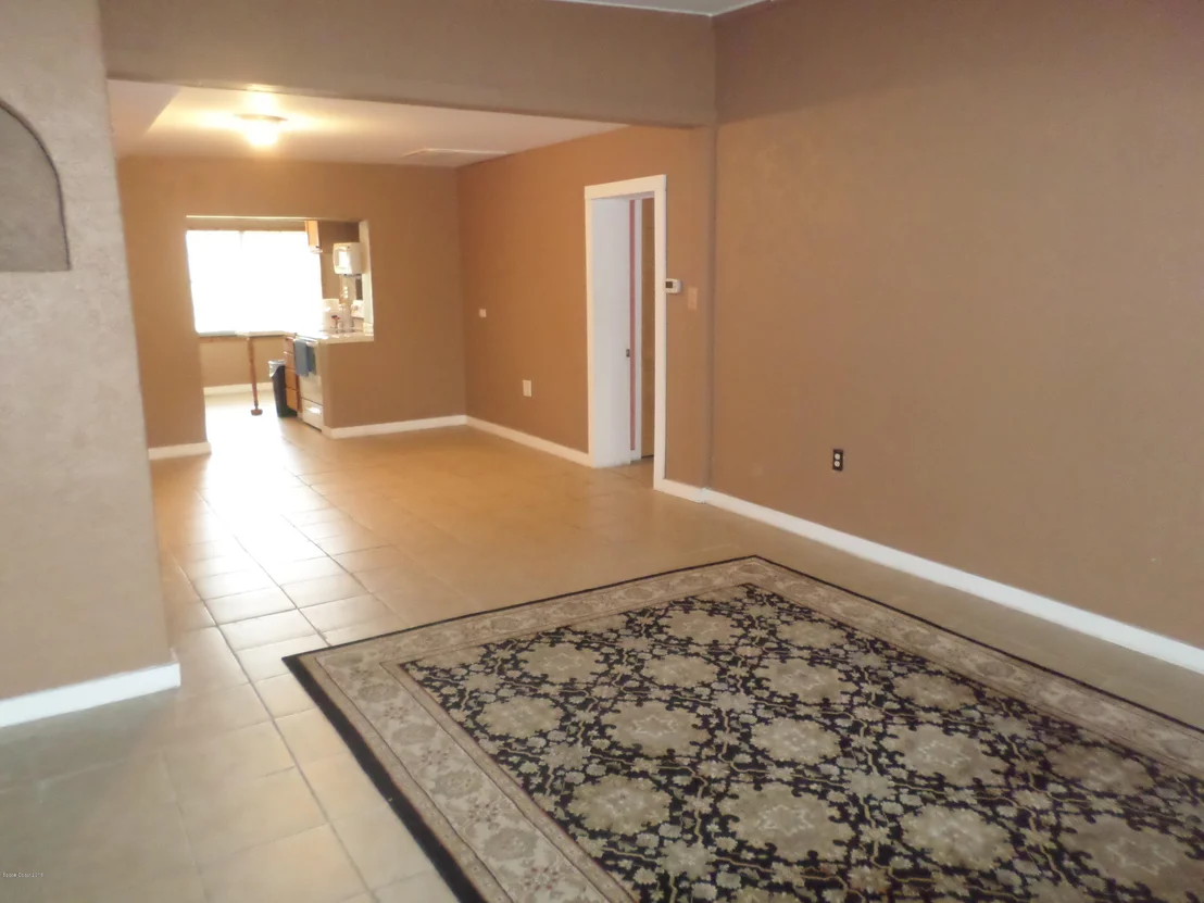 Photo of 309 Iris Street