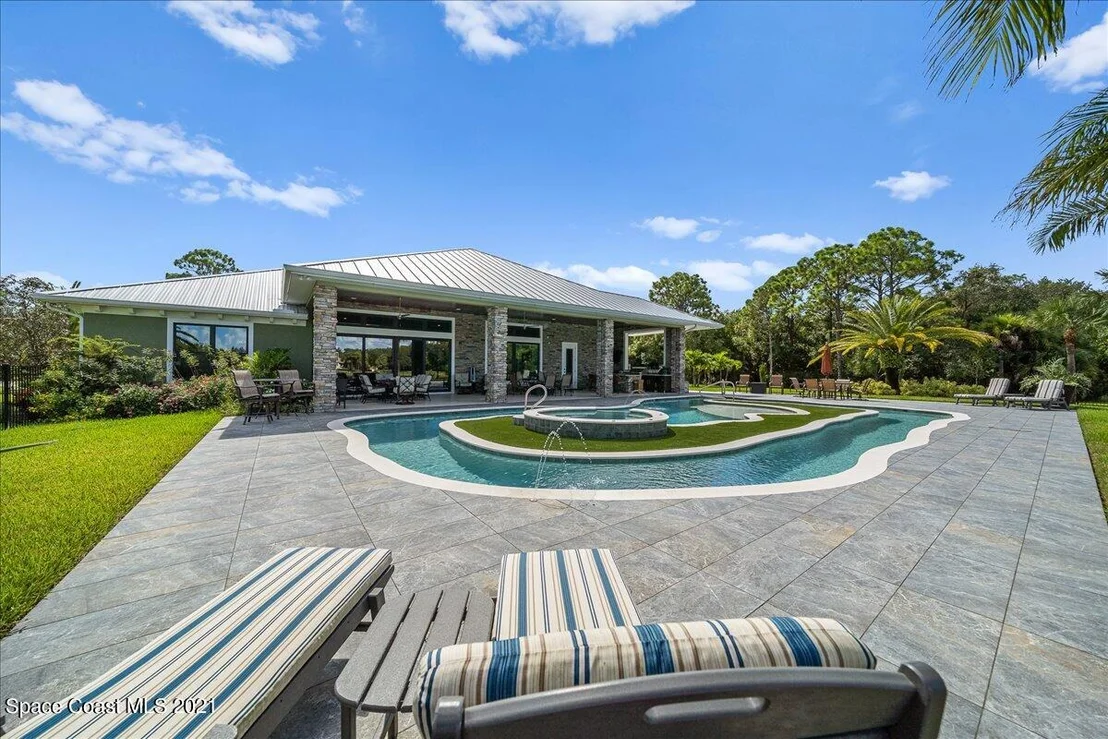 Photo of 2410 Pimlico Lane