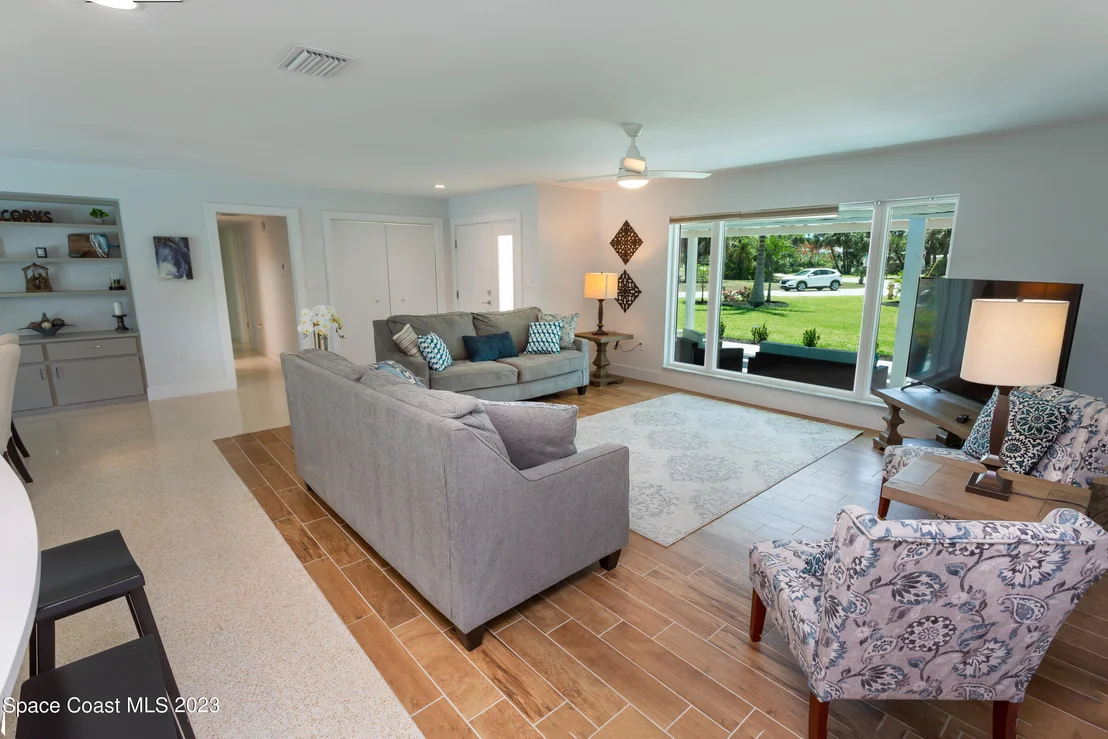Photo of 500 Hibiscus Trail