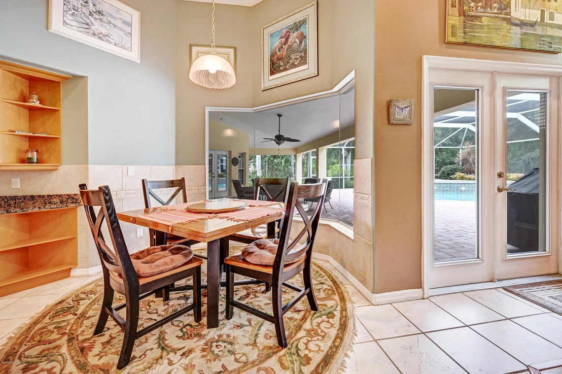Photo of 3850 Beechgrove Road