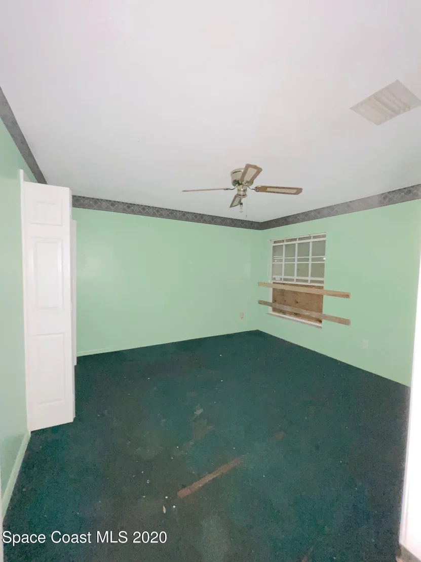 Photo of 1200 Buffing Circle SE