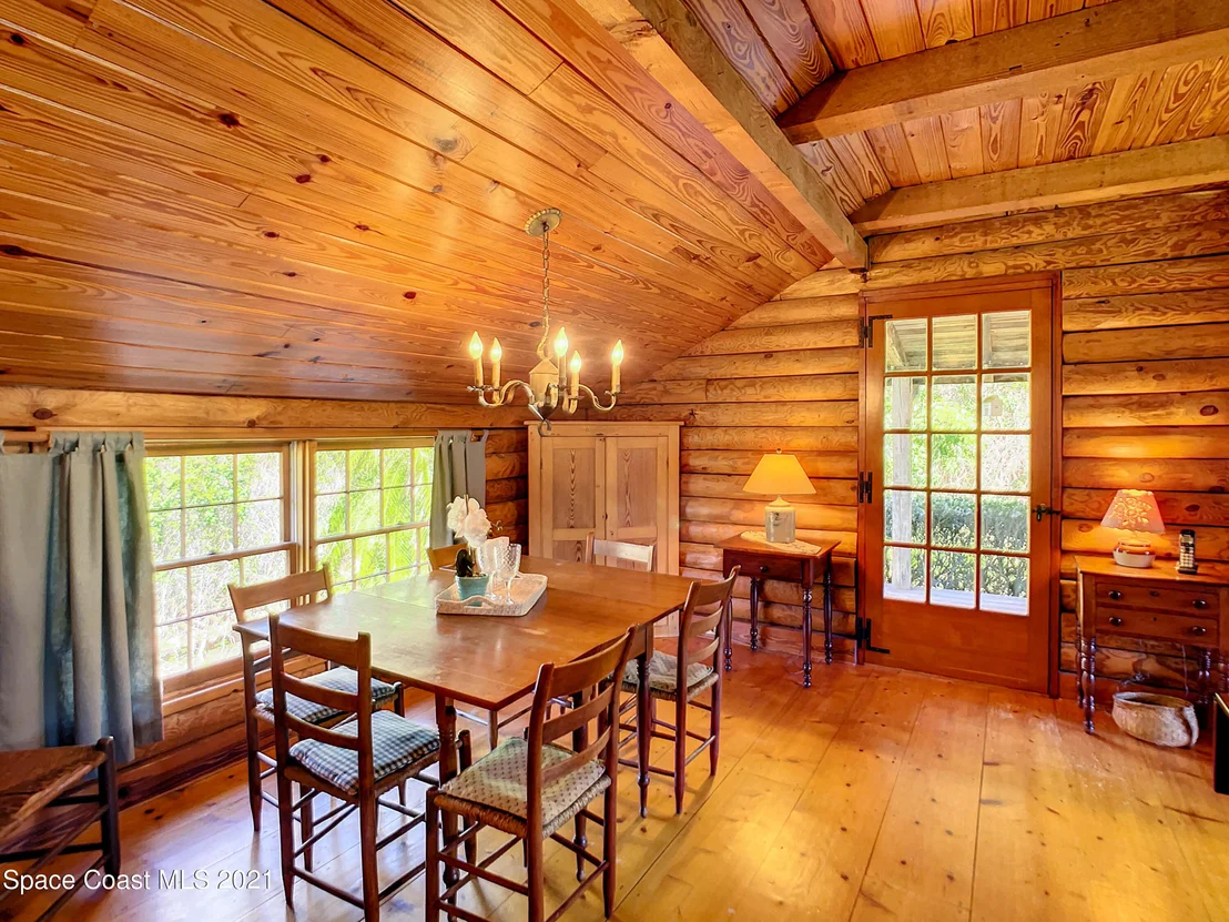 Photo of 4340 Burkholm Road