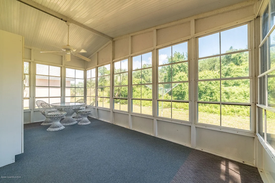 Photo of 1101 Goldenrod Circle NE