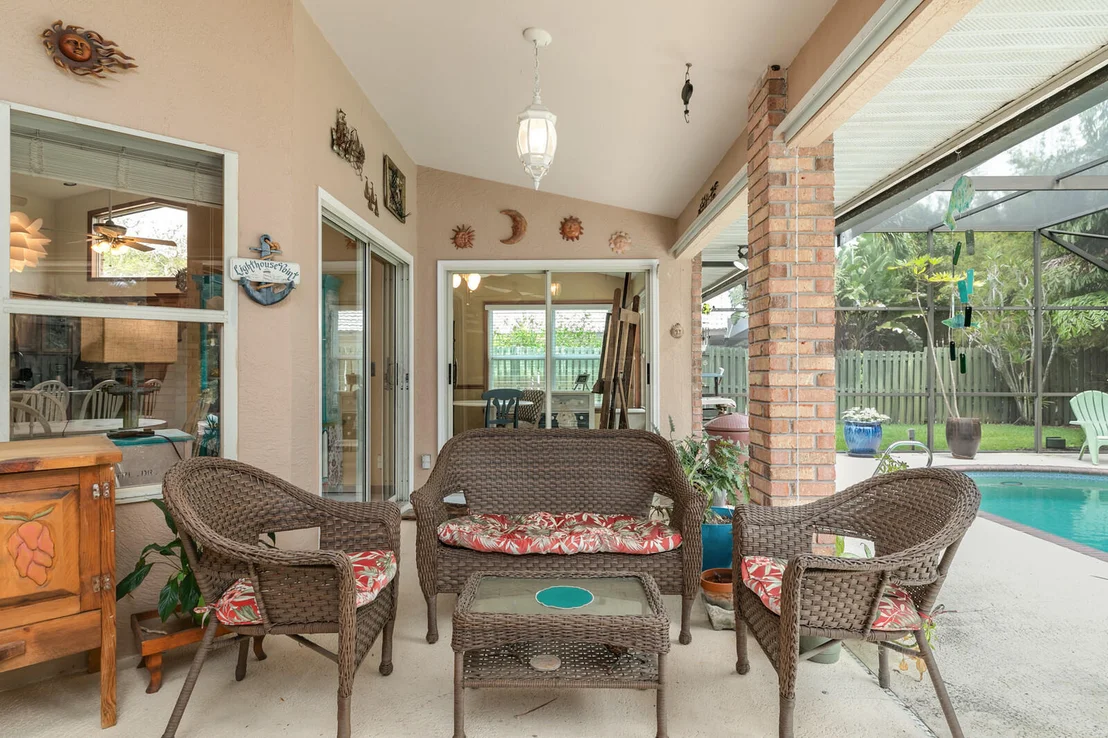 Photo of 654 Hummingbird Drive