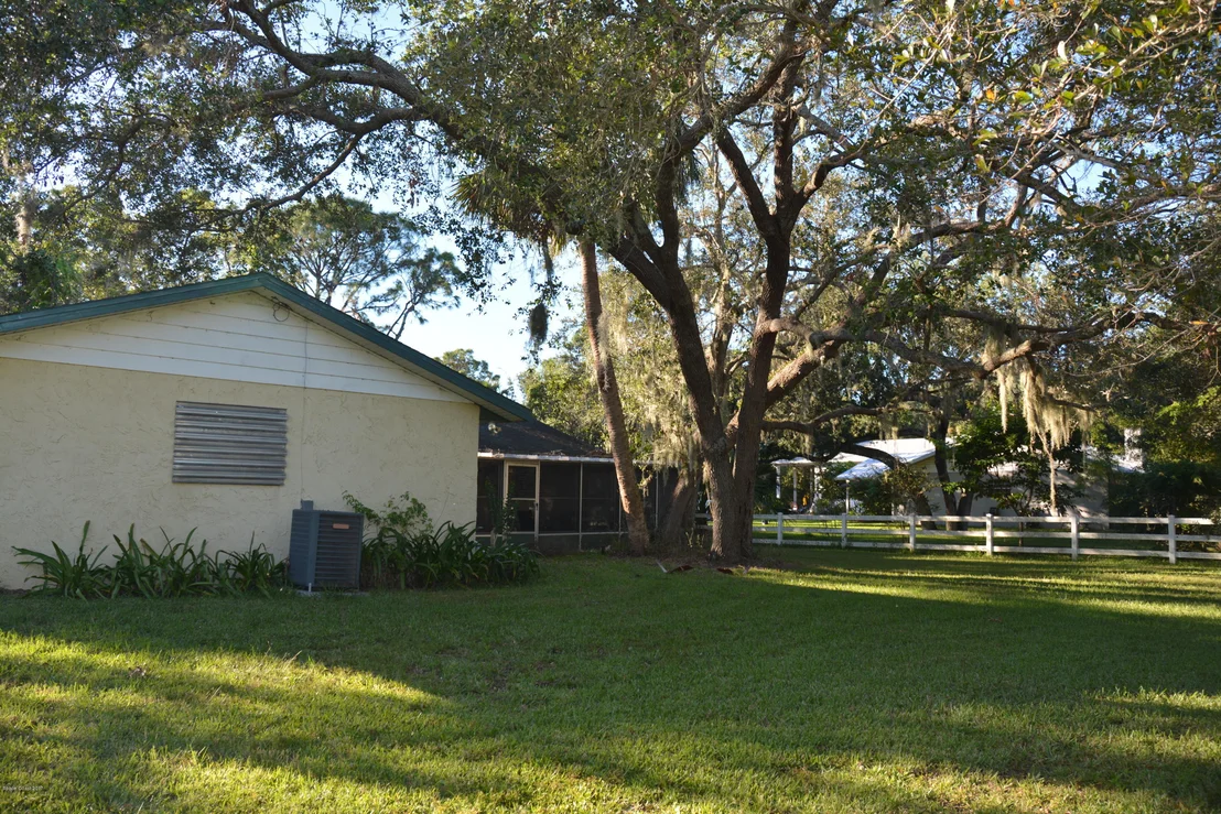 Photo of 1615 Harlock Road