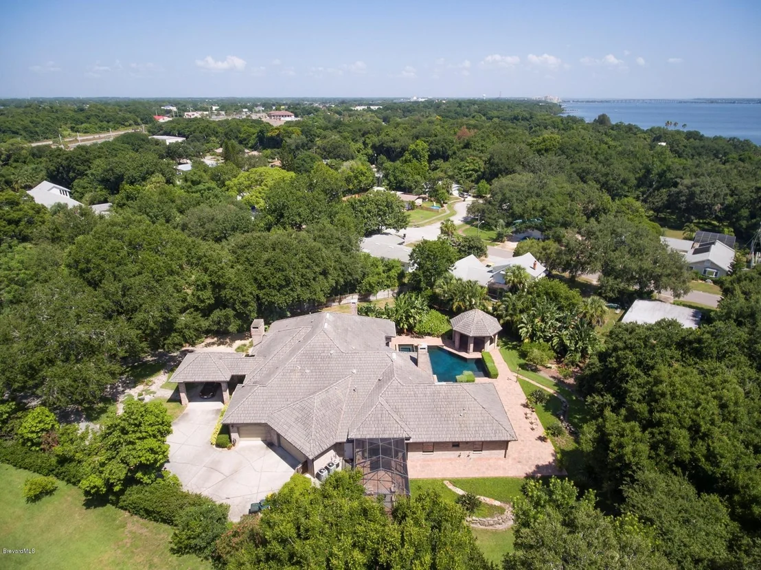 Photo of 16 Summer Place