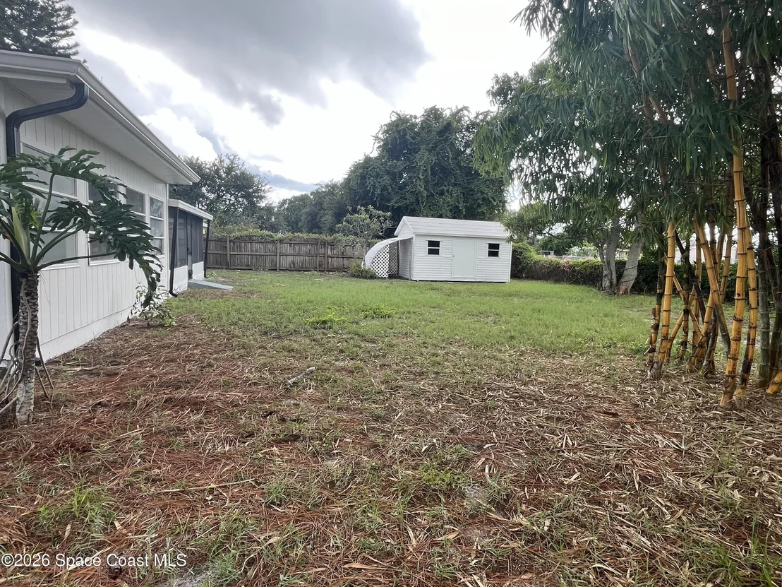 Photo of 1171 Riviera Drive NE