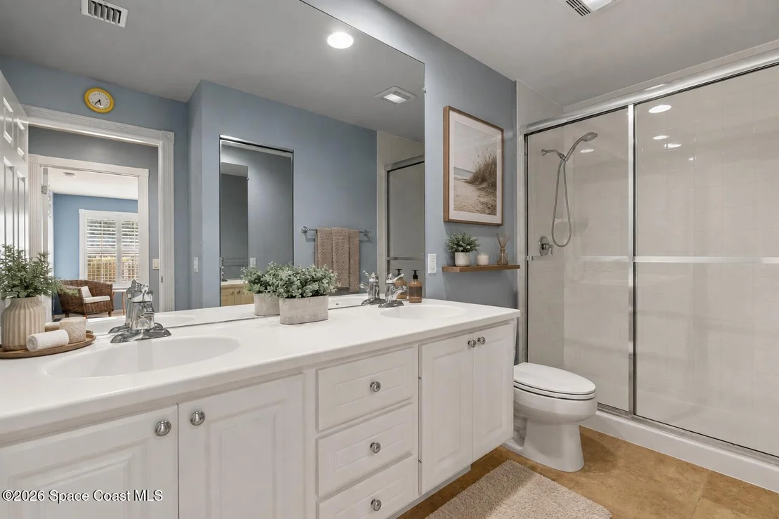 Photo of 3405 Hyperion Way SE