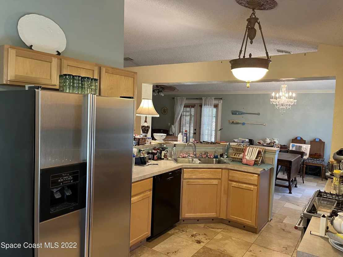 Photo of 1199 White Oak Circle