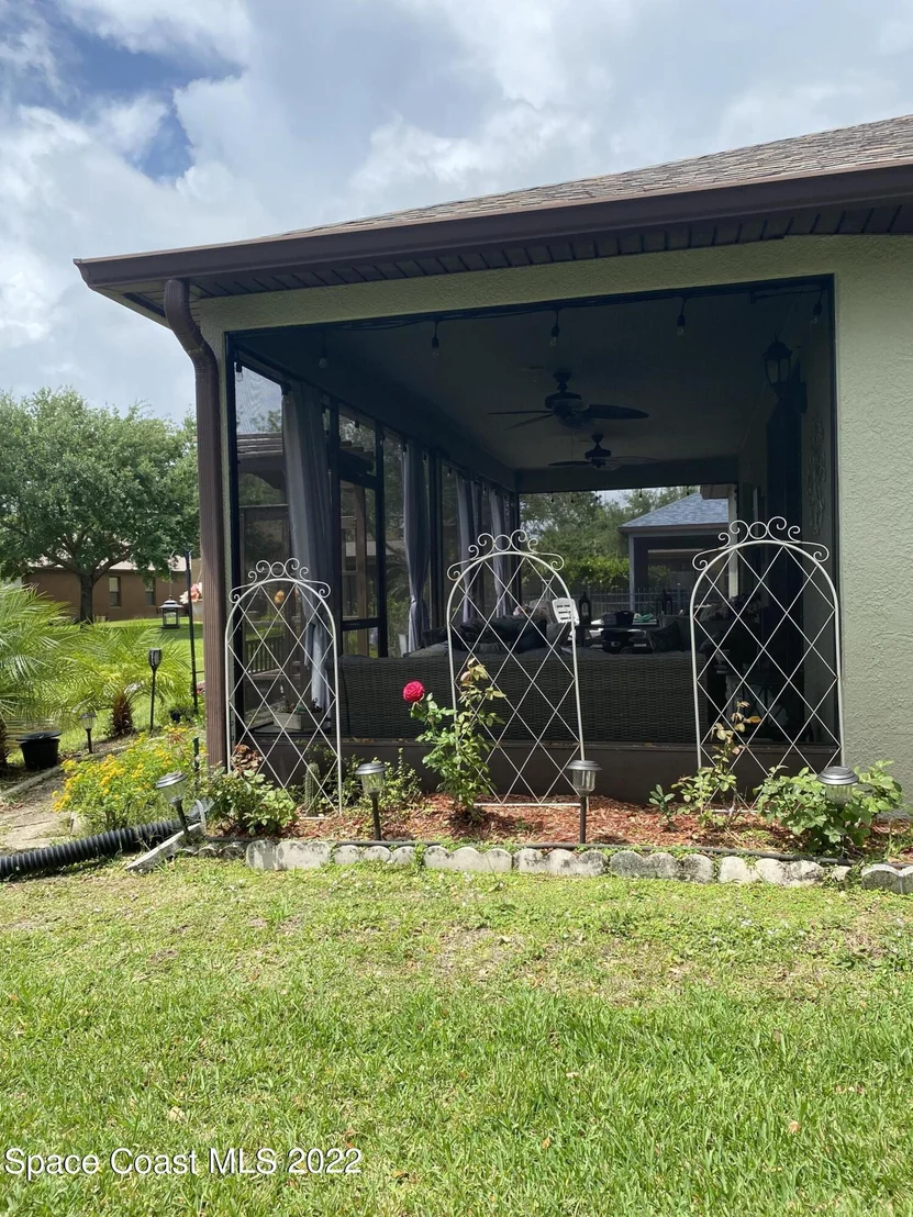 Photo of 1143 Bolle Circle