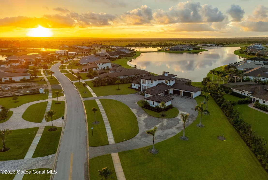 Photo of 3618 Lake Adelaide Place