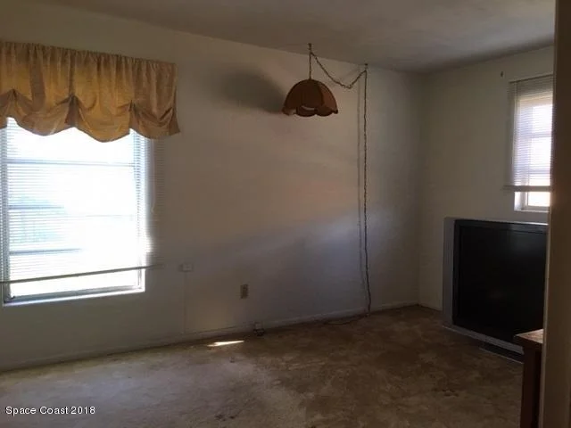 Photo of 1013 Elkcam Boulevard