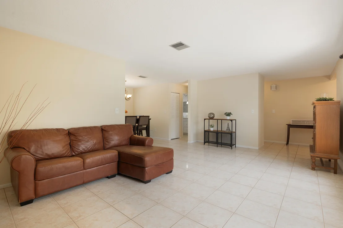 Photo of 2483 Colony Drive