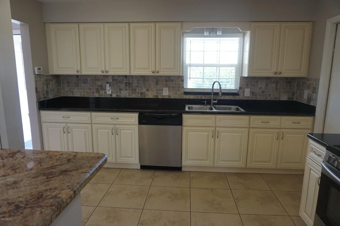 Photo of 1073 Basque Drive