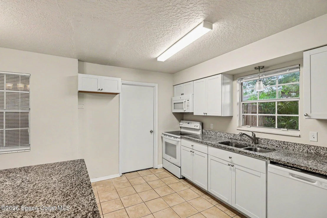 Photo of 1077 Judith Terrace