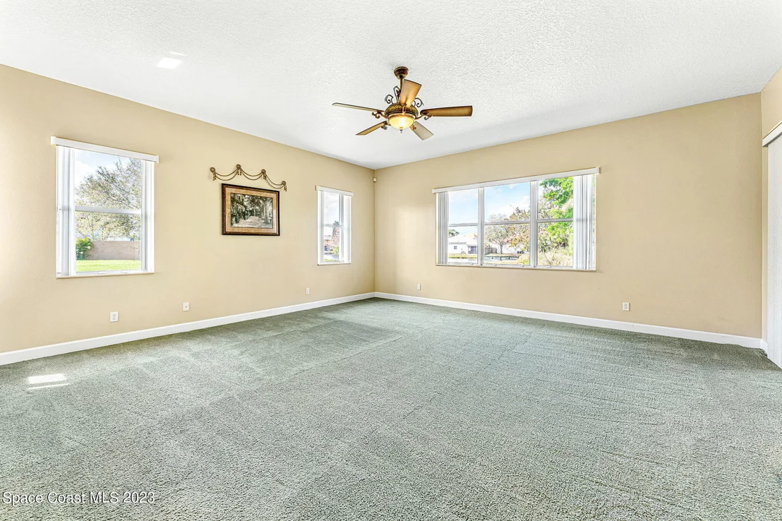 Photo of 1368 Centennial Way